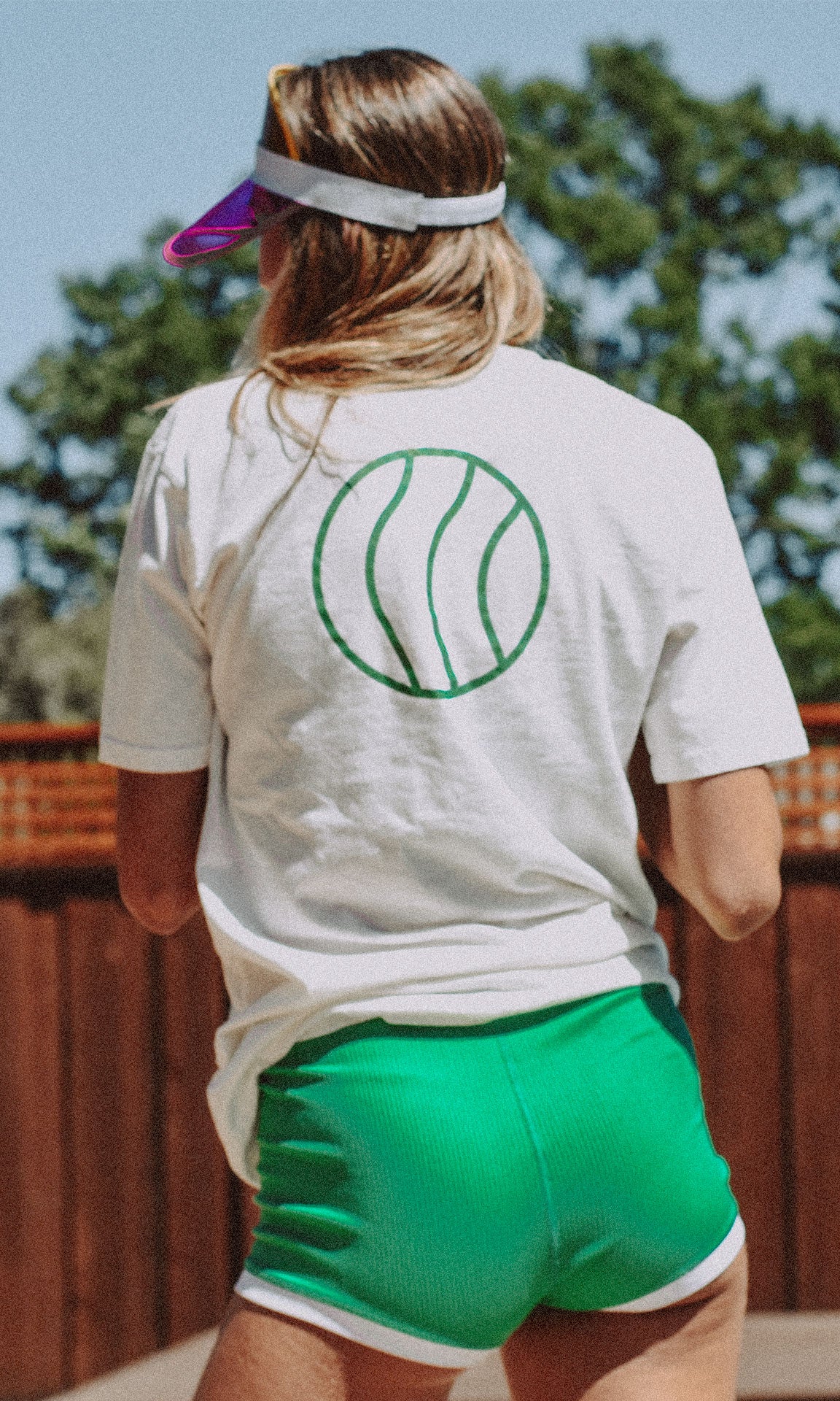 GREEN WAVY TEE